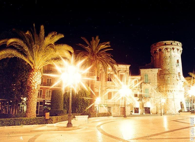 Le Maioliche Villa Vasto Luaran gambar